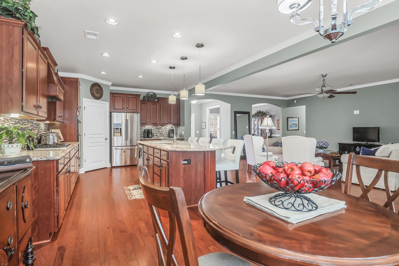 249 Waterfront Park Drive Photo 22