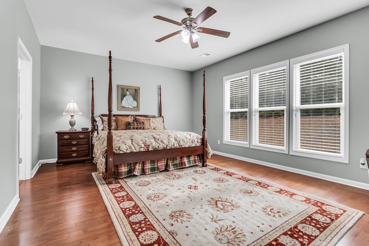 249 Waterfront Park Drive Photo 28