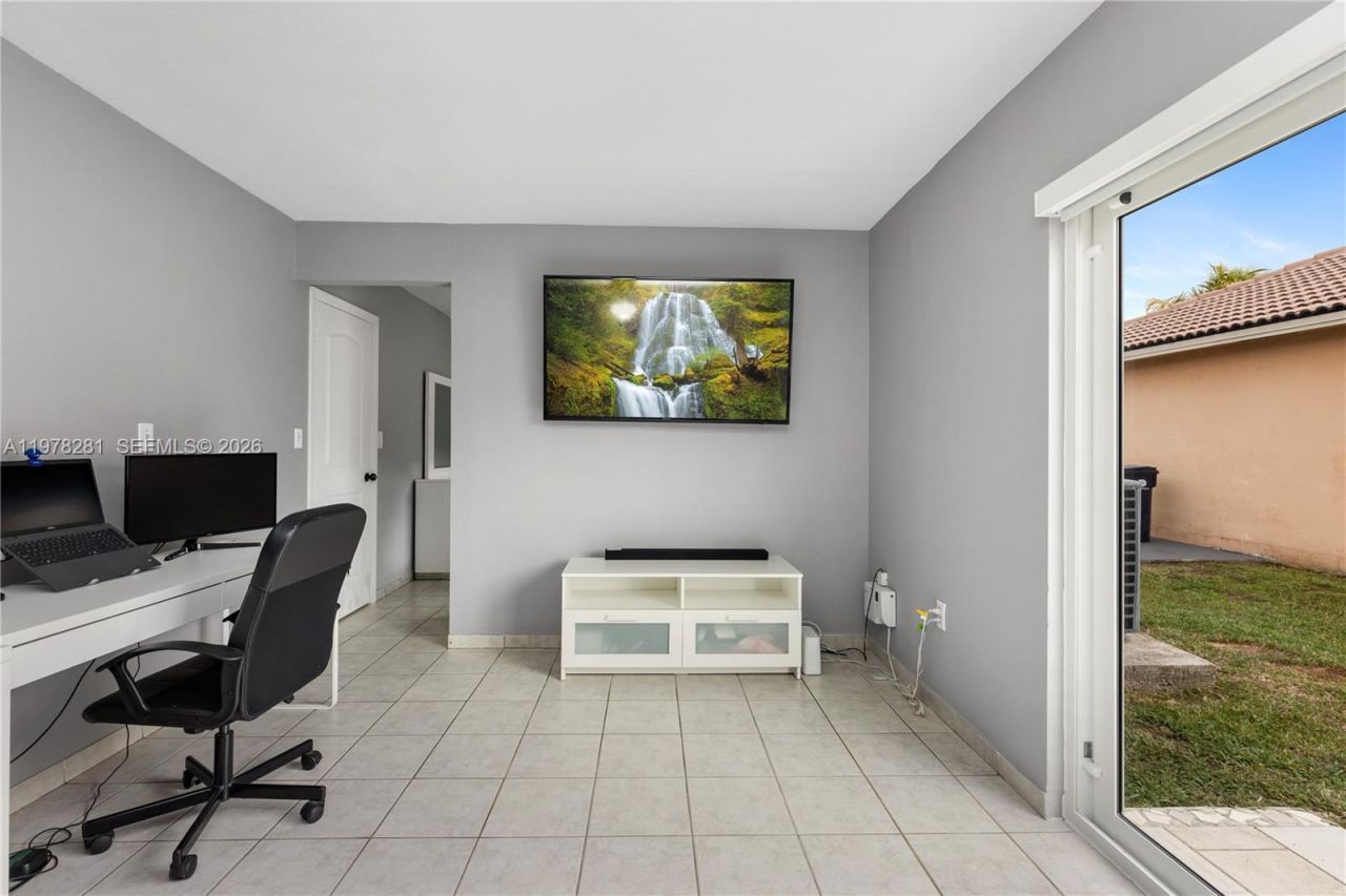 14358 SW 168th St , Miami, FL 33177 Photo