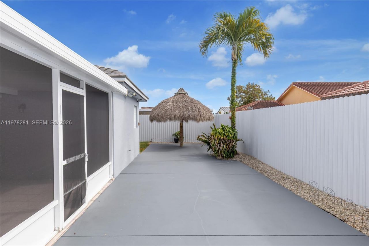 14358 SW 168th St , Miami, FL 33177 Photo