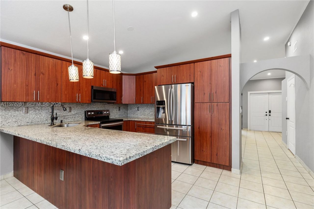 14358 SW 168th St , Miami, FL 33177 Photo