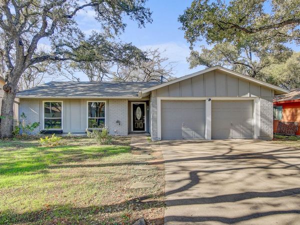 7804 Wycombe DR, Austin, TX 78749