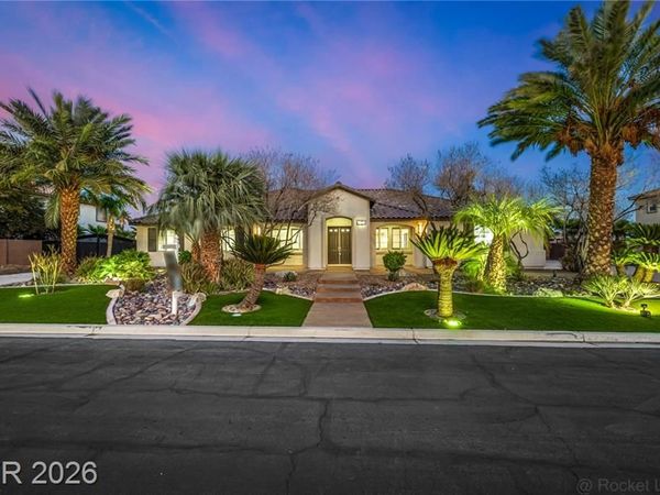 7840 Thunder Echo Street, Las Vegas, NV 89131