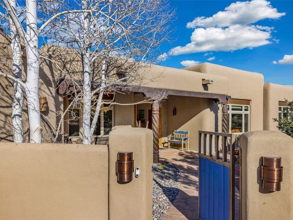 39 Calle Mi Gusto , Santa Fe, NM 87506