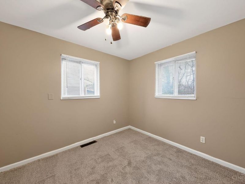 1931 Lotushill Drive, Mount Healthy, OH 45240 Photo 11