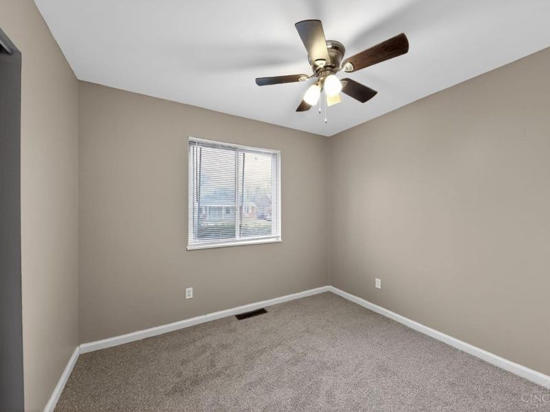 1931 Lotushill Drive, Mount Healthy, OH 45240 Photo 12