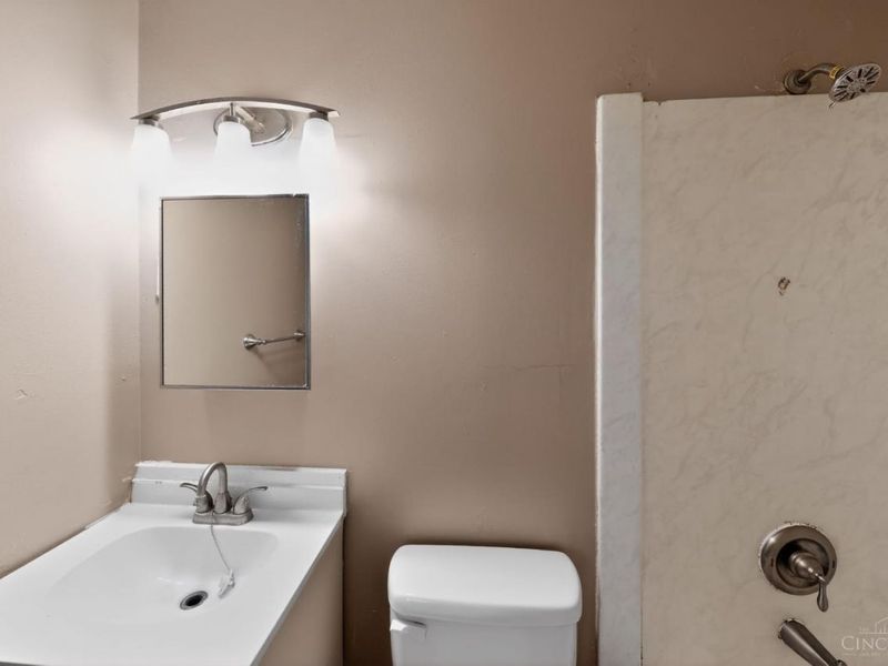 1931 Lotushill Drive, Mount Healthy, OH 45240 Photo 20