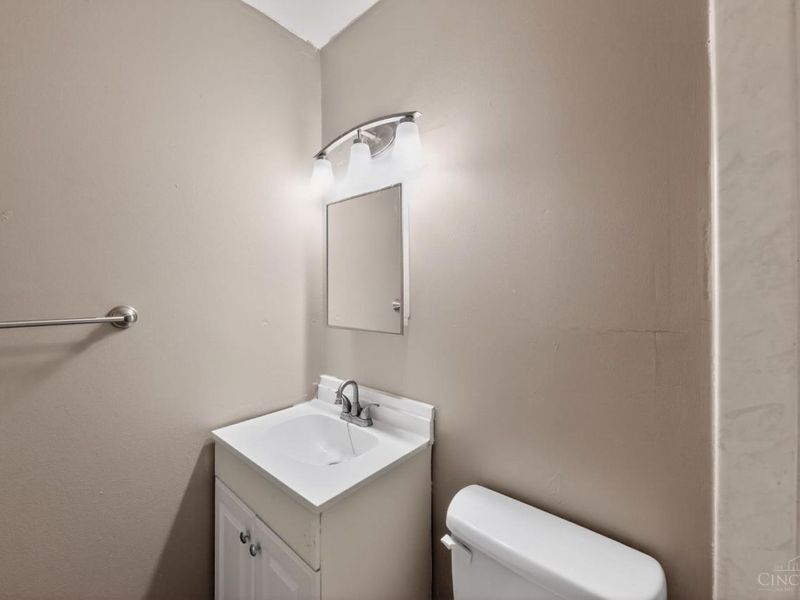 1931 Lotushill Drive, Mount Healthy, OH 45240 Photo 21