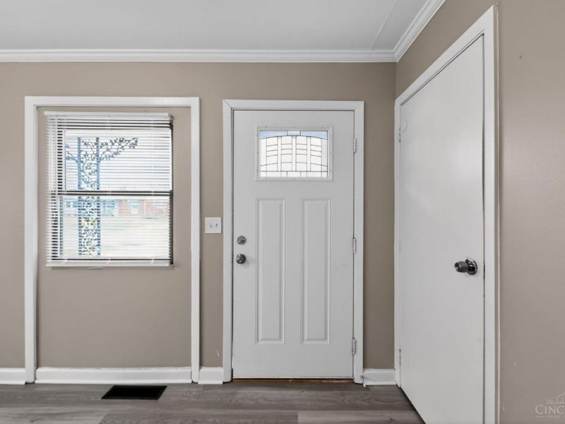 1931 Lotushill Drive, Mount Healthy, OH 45240 Photo 7