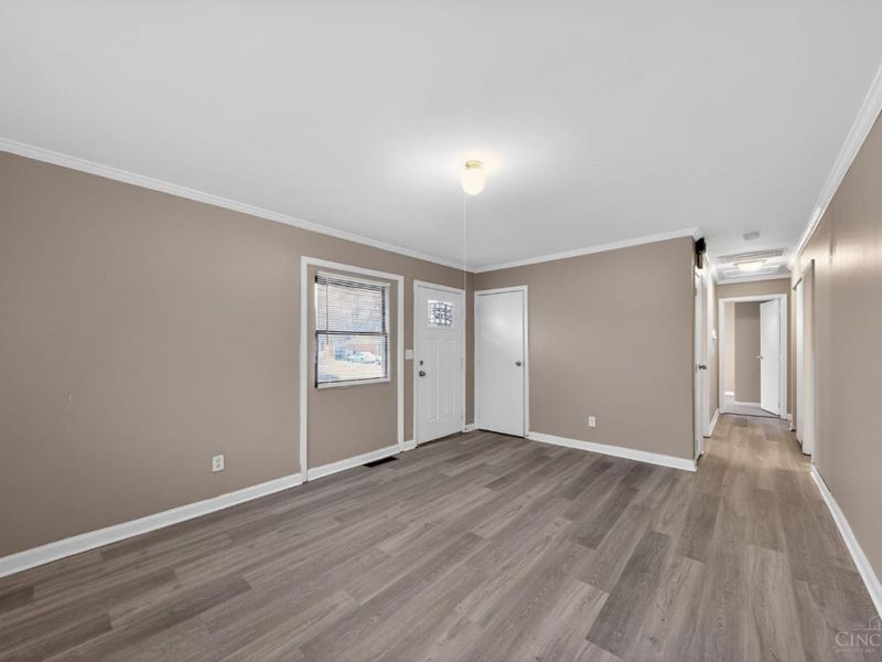 1931 Lotushill Drive, Mount Healthy, OH 45240 Photo 8