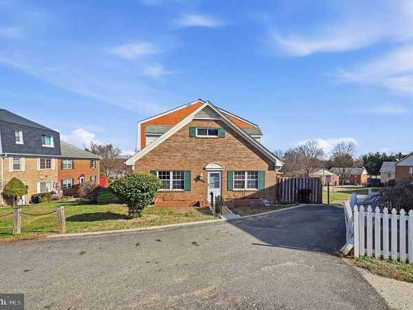 9827 HAGEL CIRCLE, LORTON, VA 22079