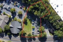 2077 Charlie Hall Boulevard photo 4