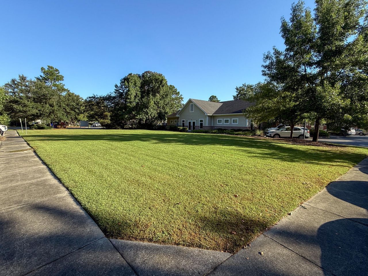 2077 Charlie Hall Boulevard Photo 8