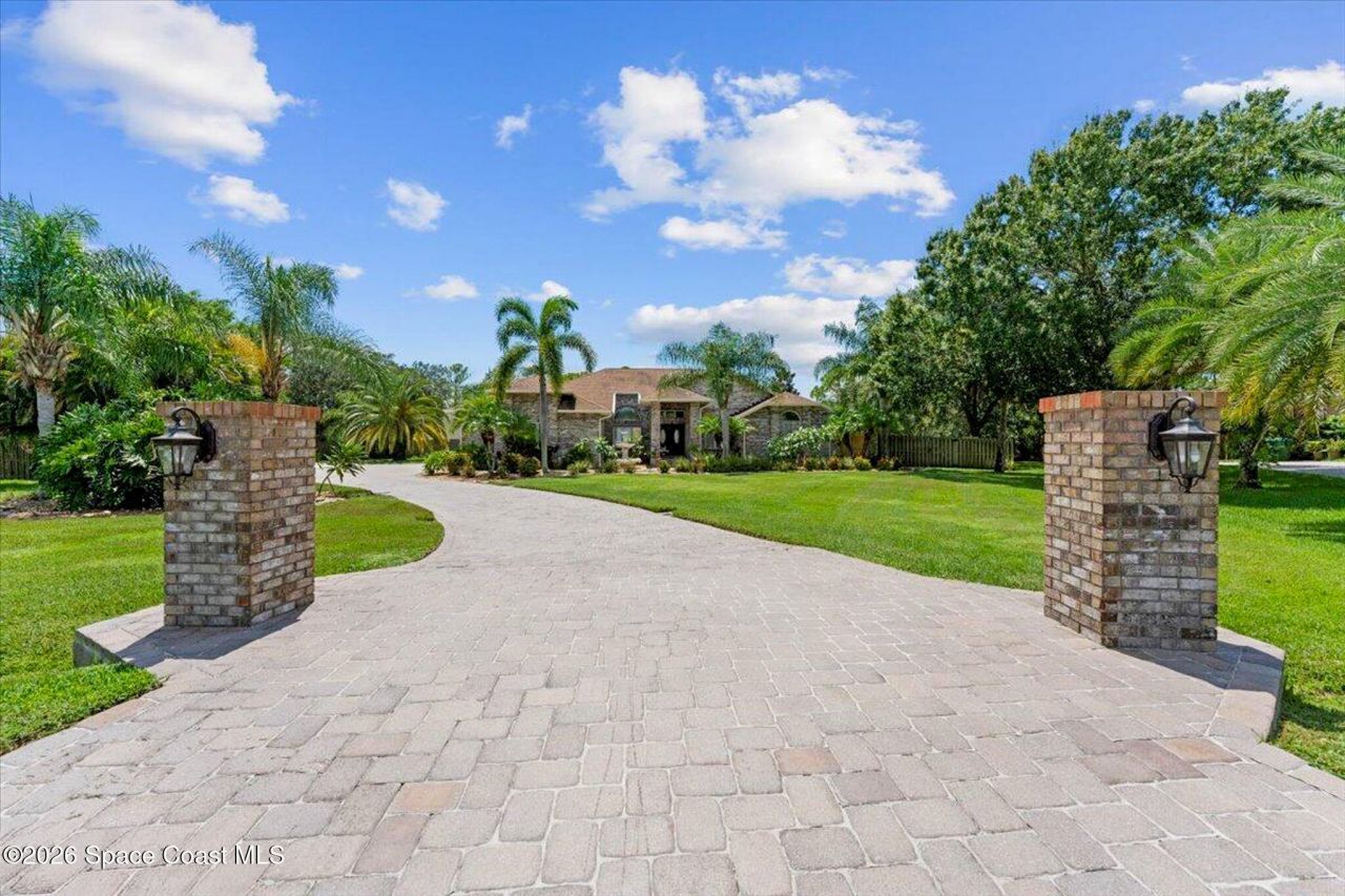 1711 Flamevine Place , Malabar, FL 32950 Photo