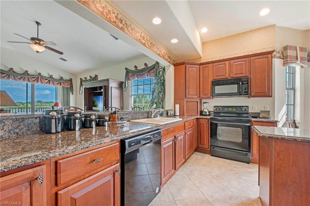 10141 Bellavista Cir , Unit 604, Miromar Lakes, FL 33913 Photo