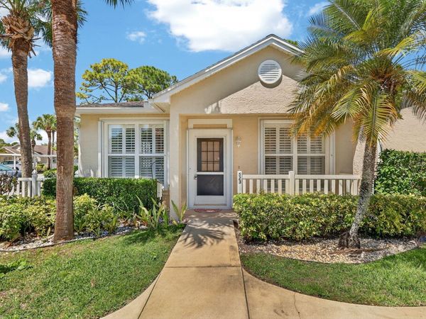 523 NW San Remo Circle, Port St. Lucie, FL 34986
