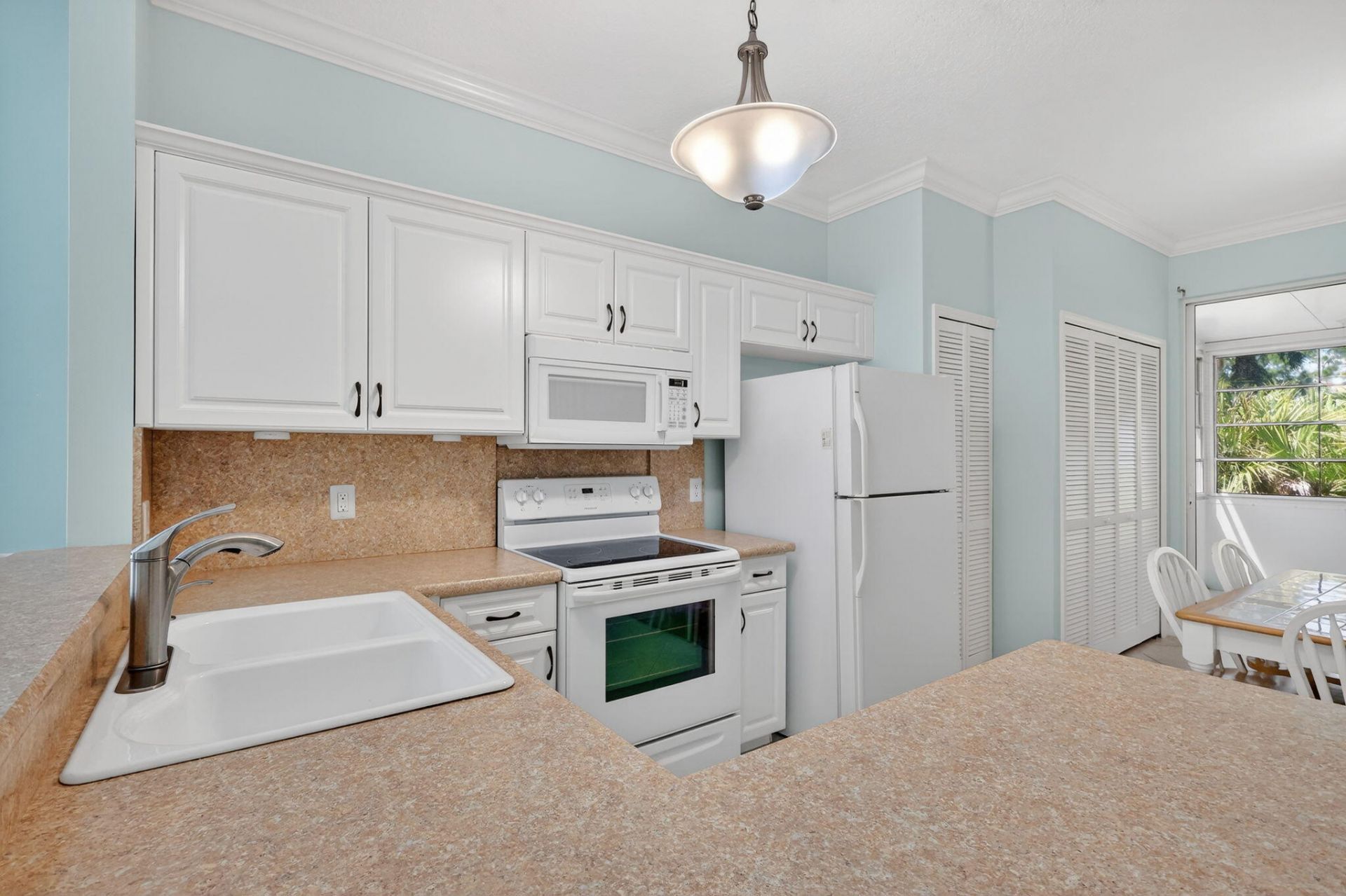 523 NW San Remo Circle, Port Saint Lucie, FL 34986 Photo