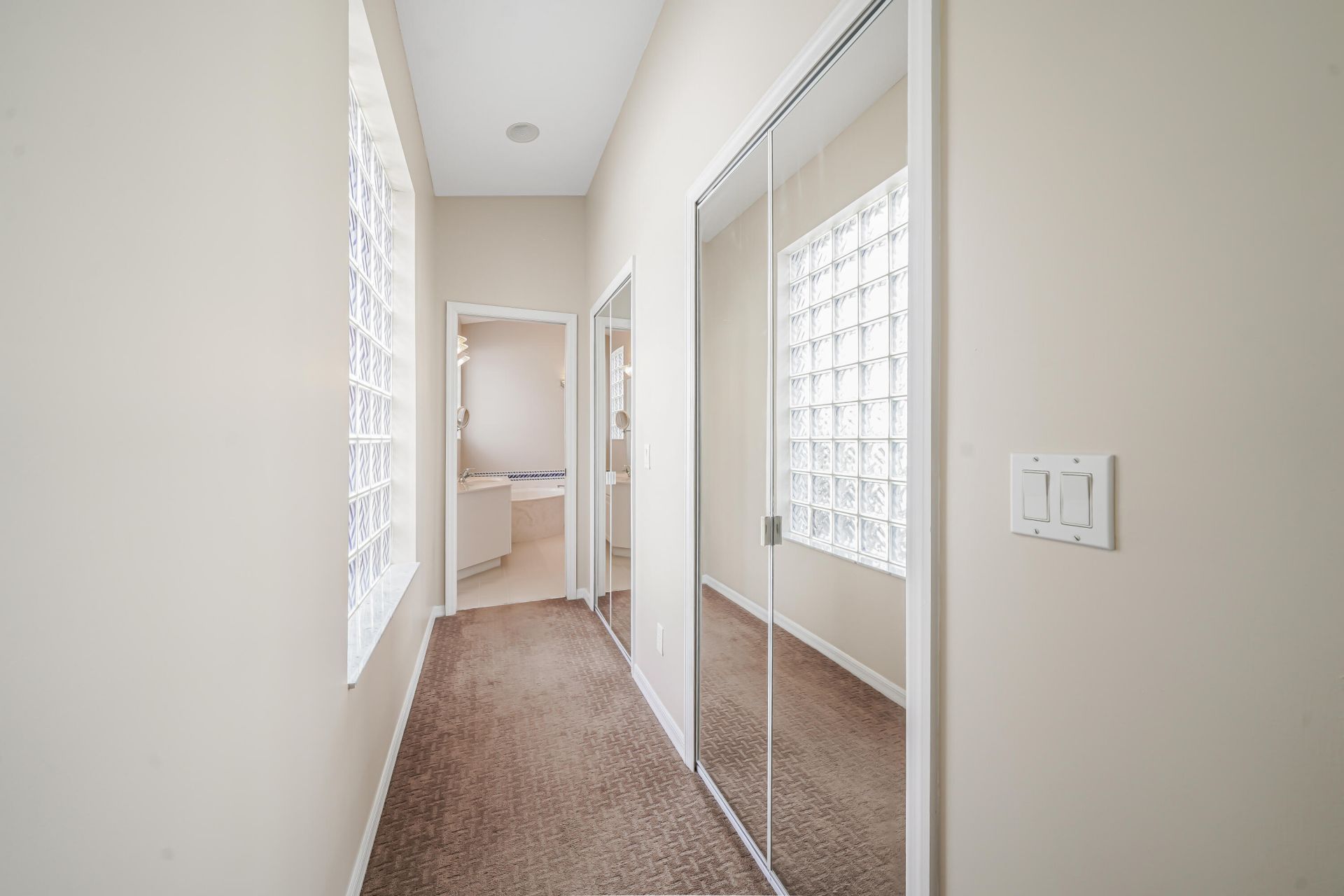 556 SW Saint Georges Bay Sw, Port Saint Lucie, FL 34986 Photo