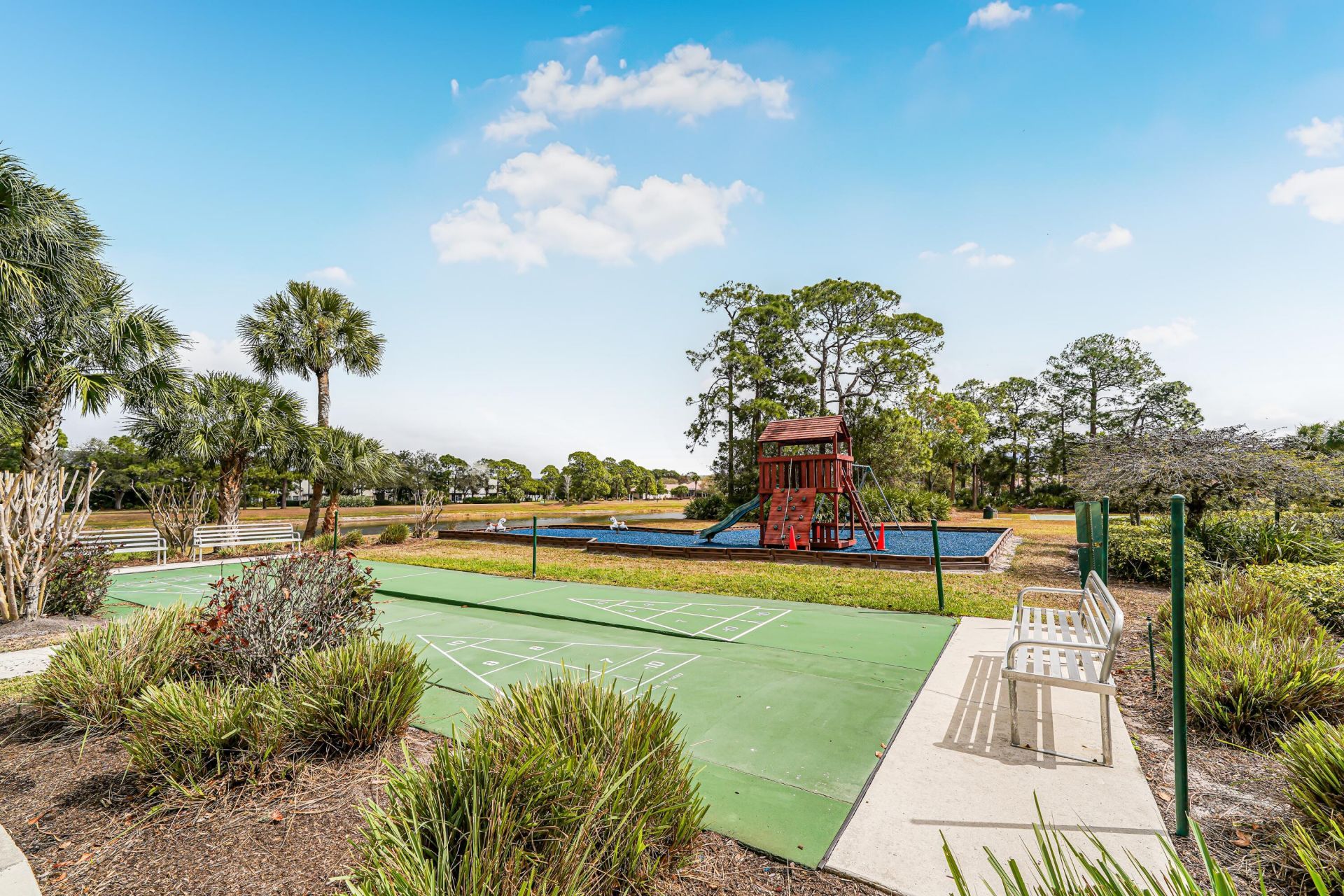 556 SW Saint Georges Bay Sw, Port Saint Lucie, FL 34986 Photo