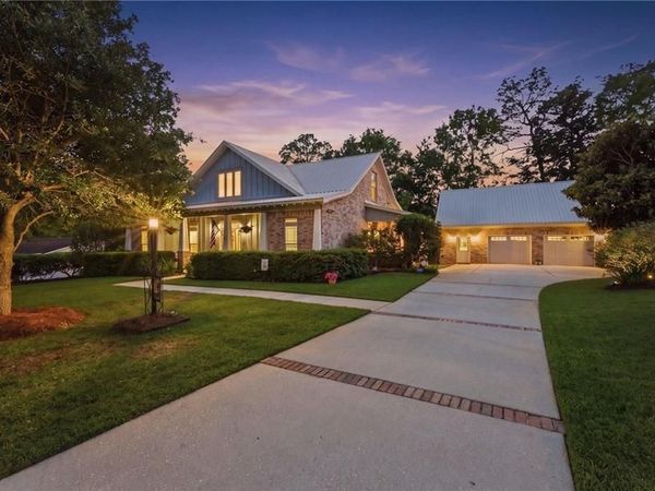 107 Ronforth Street, Fairhope, AL 36532