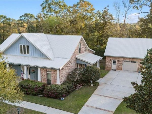 107 Ronforth Street, Fairhope, AL 36532