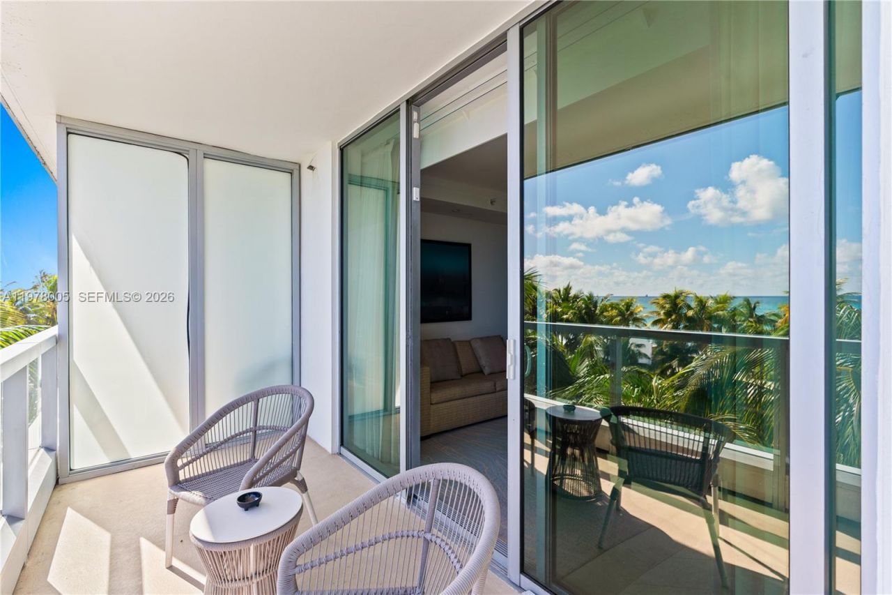 4391 Collins Ave, Unit 412, Miami Beach, FL 33140 Photo