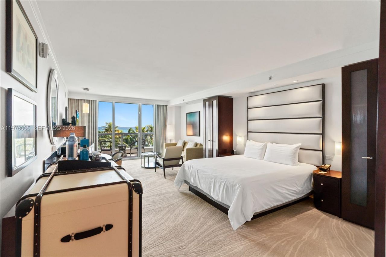 4391 Collins Ave, Unit 412, Miami Beach, FL 33140 Photo