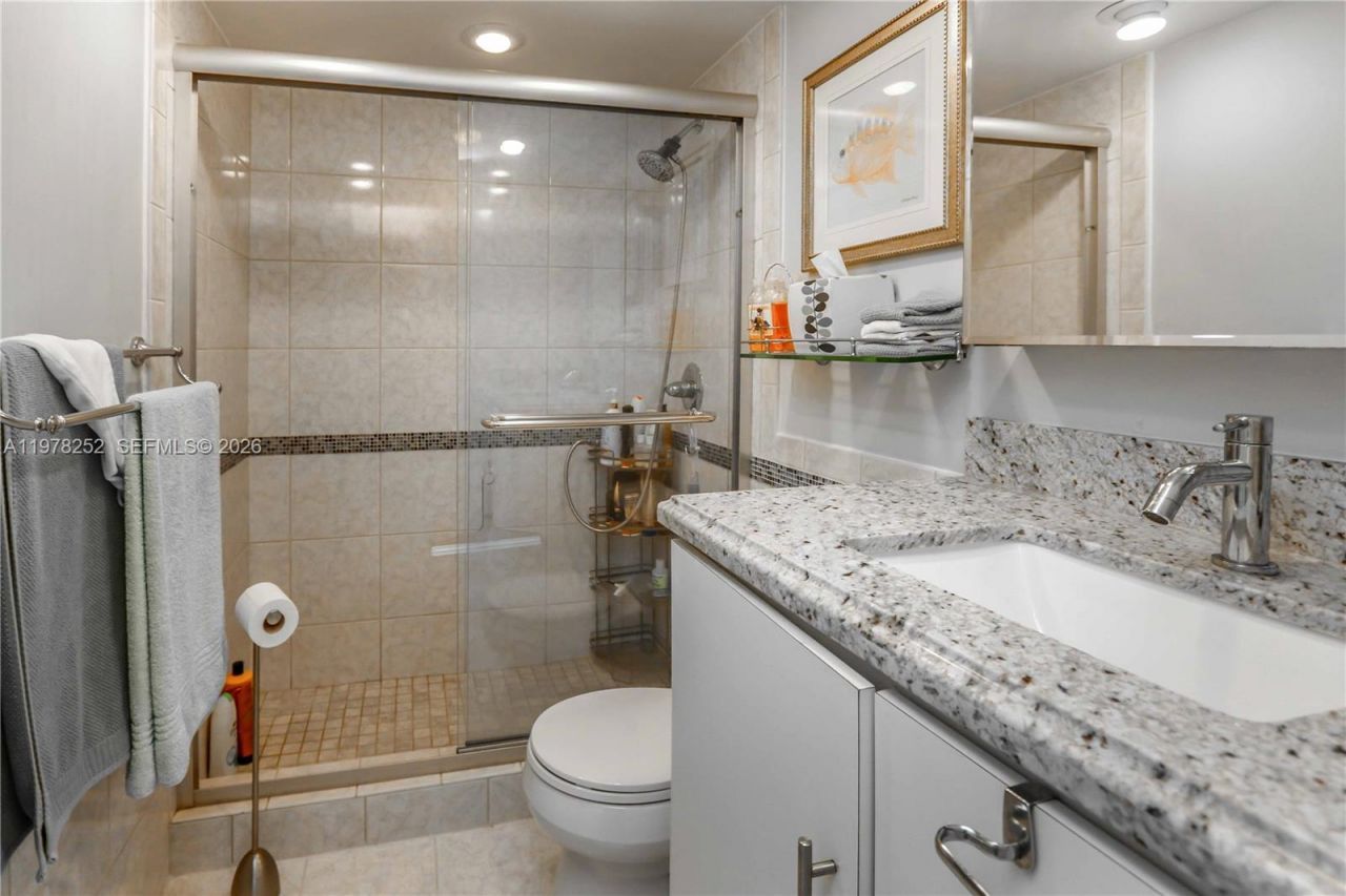 3001 S Ocean Dr , Unit 411, Hollywood, FL 33019 Photo