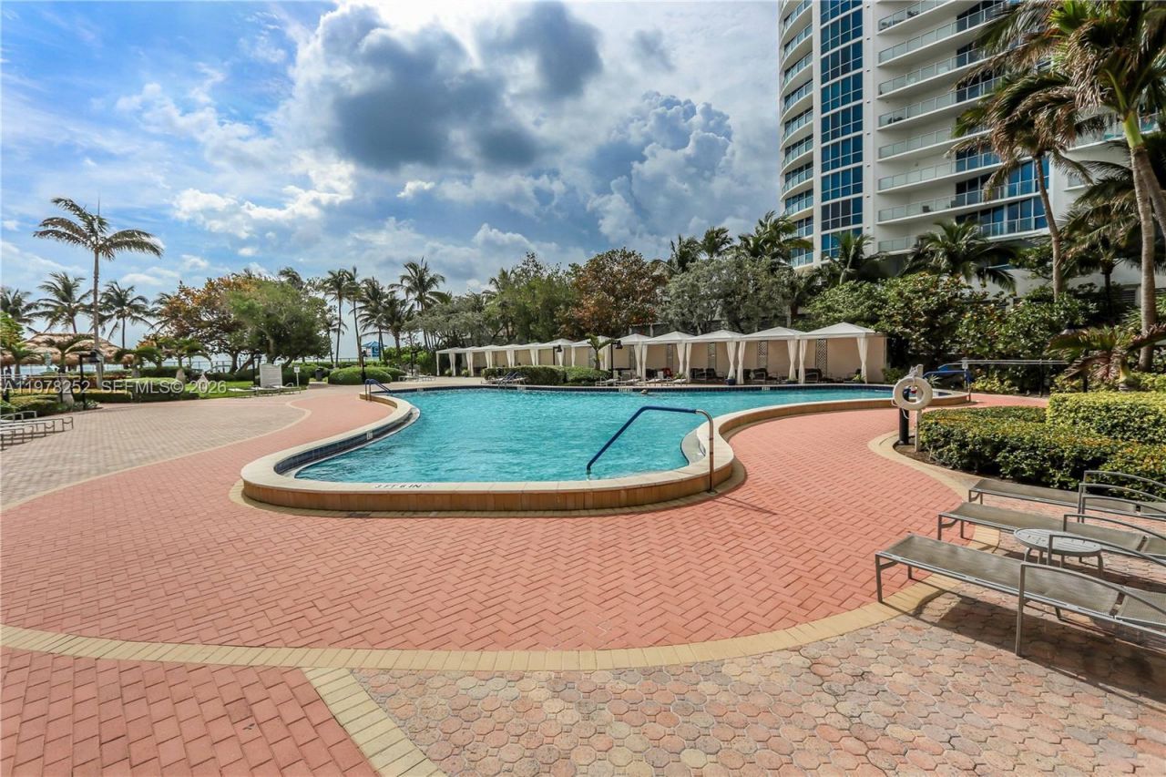 3001 S Ocean Dr , Unit 411, Hollywood, FL 33019 Photo