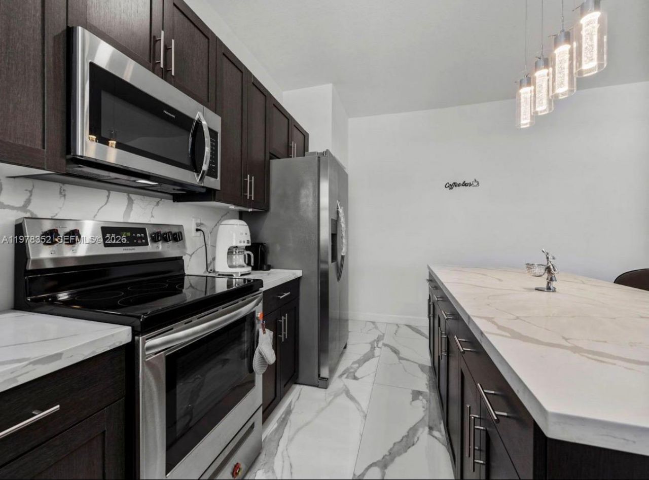 13351 SW 190th St , Miami, FL 33177 Photo