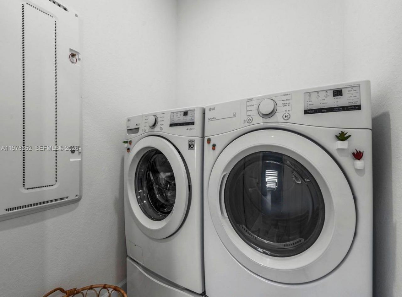 13351 SW 190th St , Miami, FL 33177 Photo