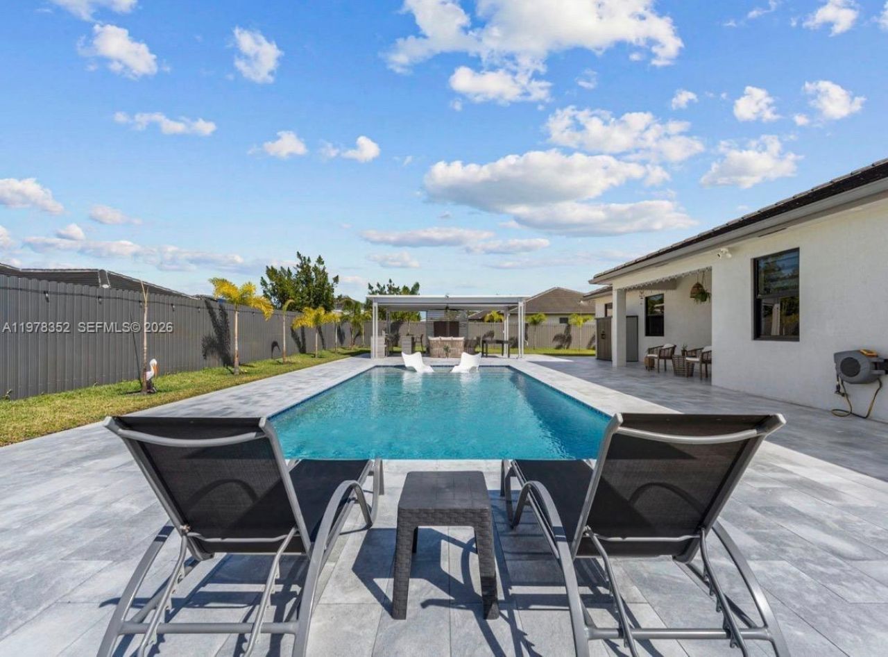 13351 SW 190th St , Miami, FL 33177 Photo