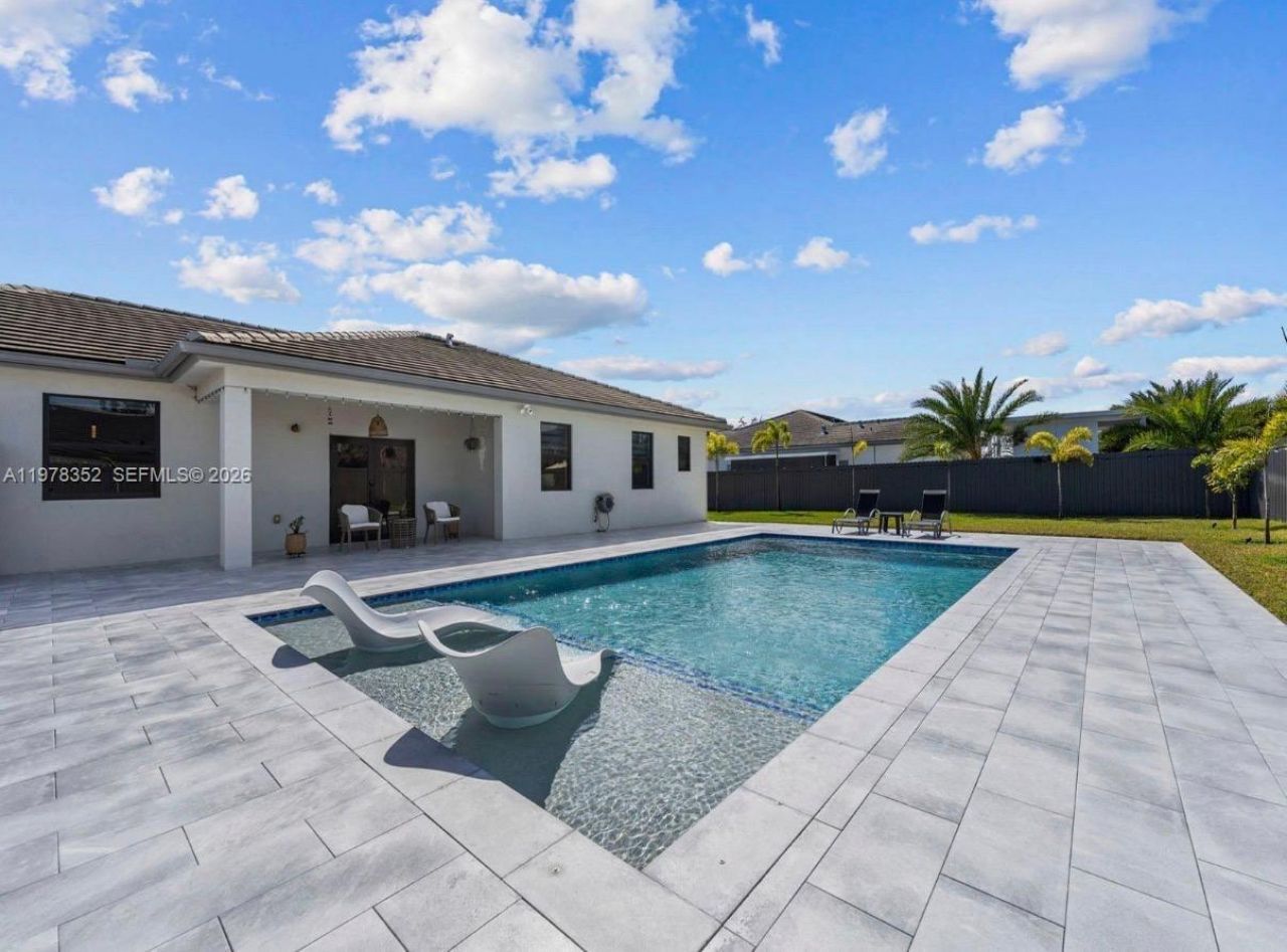 13351 SW 190th St , Miami, FL 33177 Photo