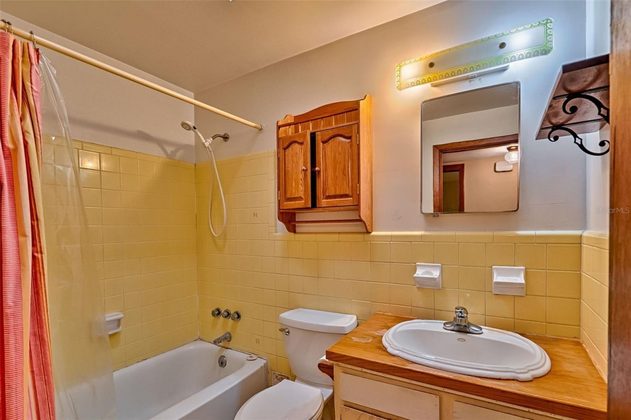 1919 NW 4th Avenue, Gainesville, FL 32603 Photo