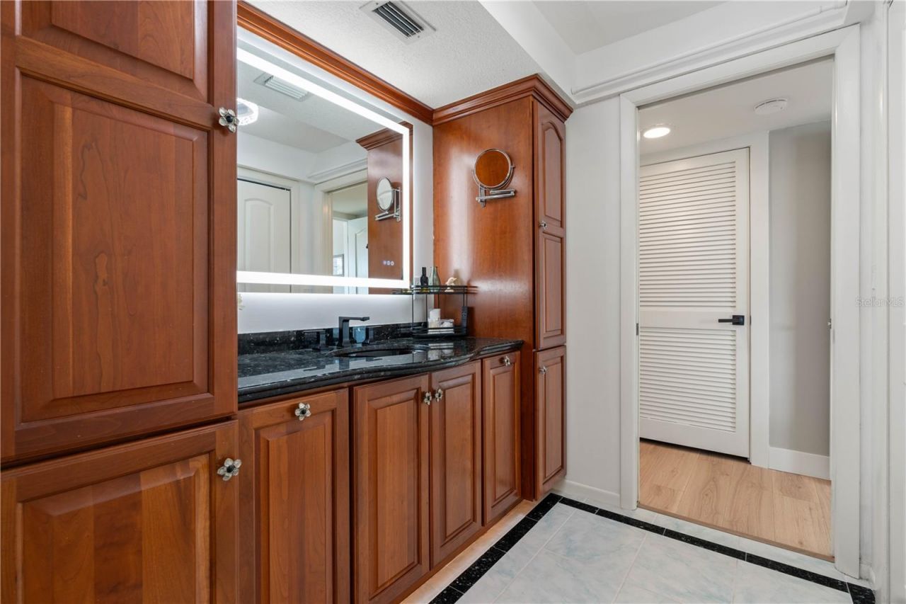 1 Colony Point Drive, Unit 7C, Punta Gorda, FL 33950 Photo