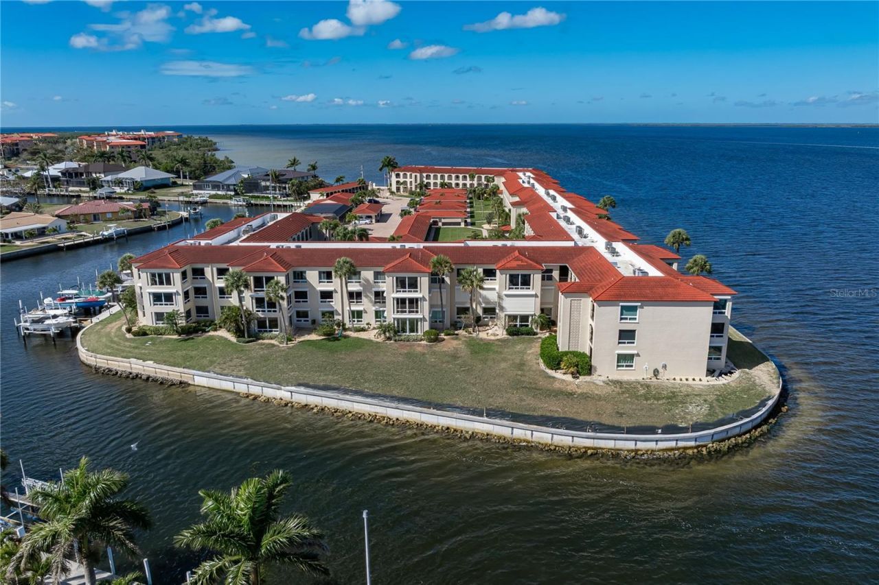 1 Colony Point Drive, Unit 7C, Punta Gorda, FL 33950 Photo