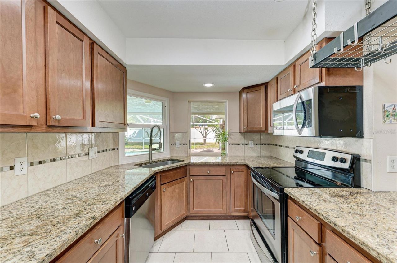 7309 Meadowbrook Drive, Sarasota, FL 34243 Photo