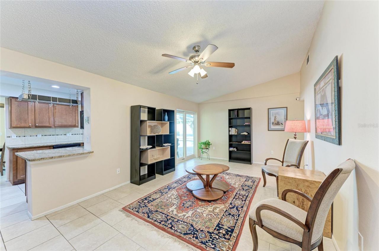 7309 Meadowbrook Drive, Sarasota, FL 34243 Photo
