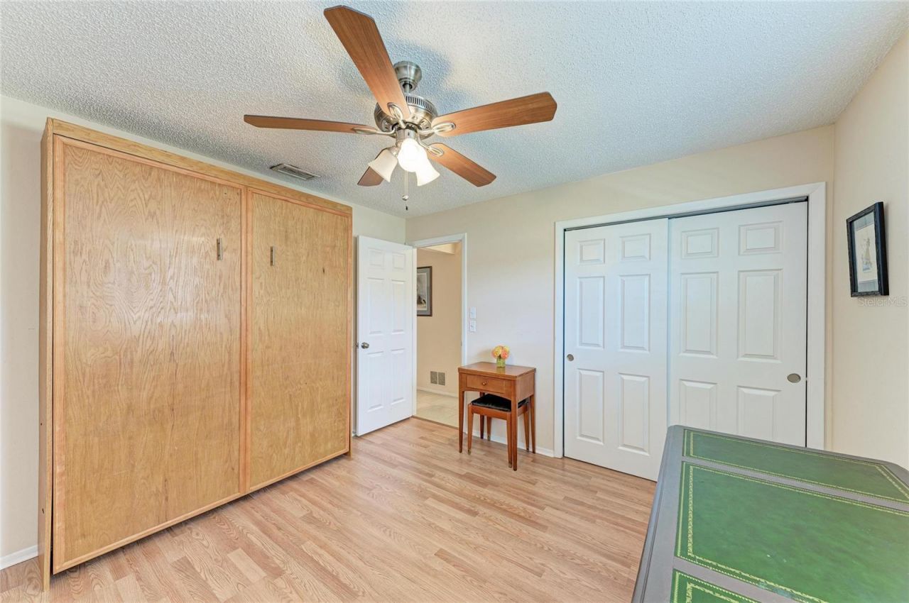 7309 Meadowbrook Drive, Sarasota, FL 34243 Photo