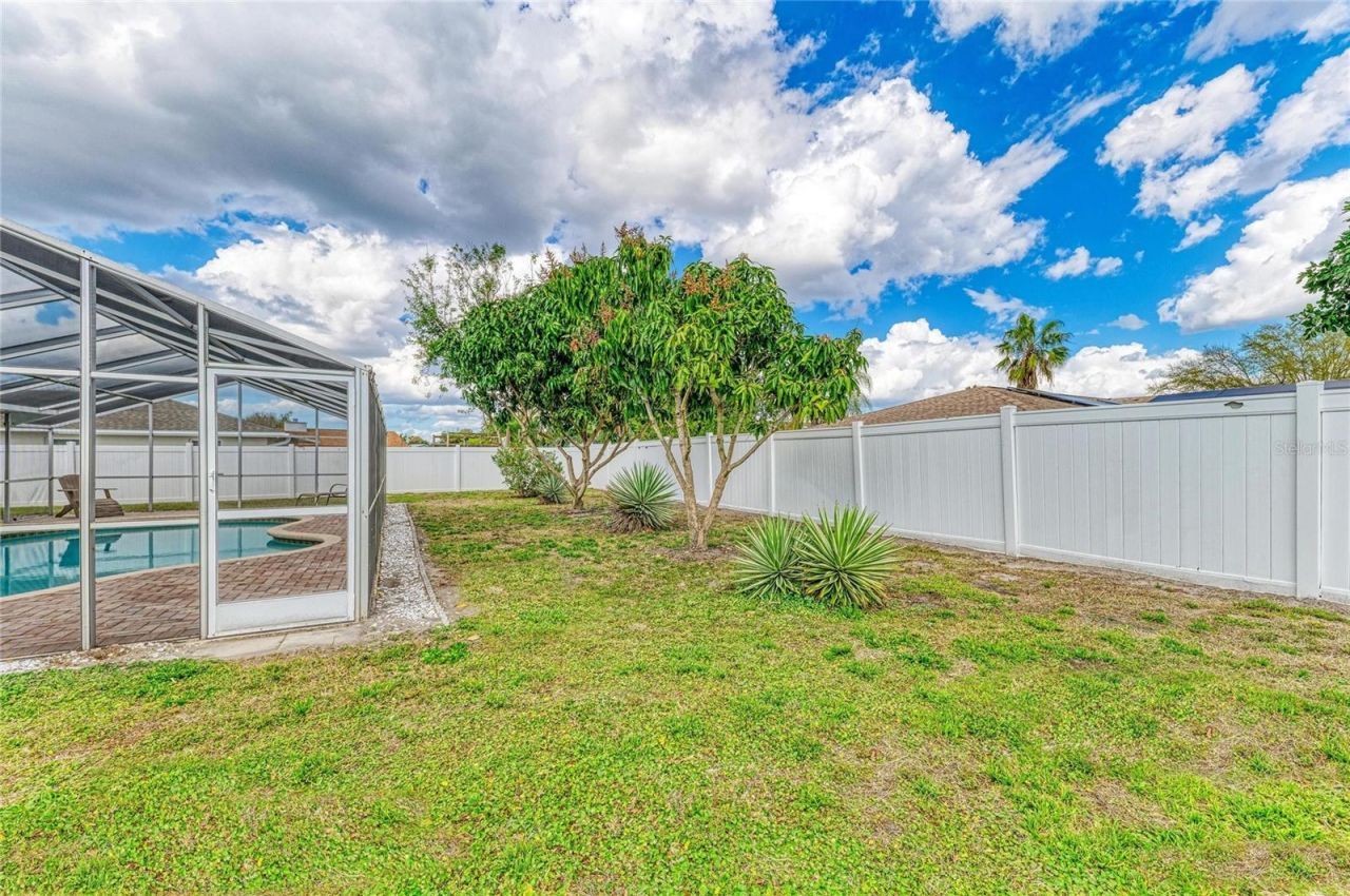 7309 Meadowbrook Drive, Sarasota, FL 34243 Photo