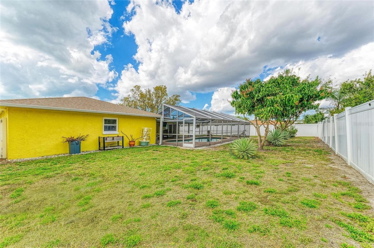 7309 Meadowbrook Drive, Sarasota, FL 34243 Photo