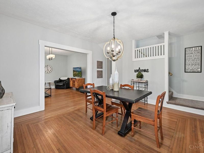 306 E Main Street, Mason, OH 45040 Photo 5