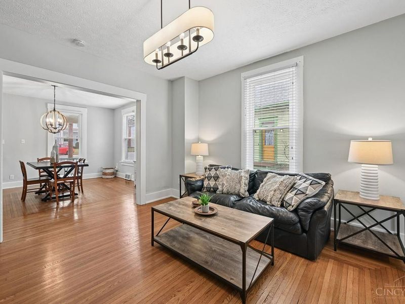 306 E Main Street, Mason, OH 45040 Photo 9