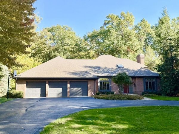 3830 Harbor Point Drive, Norton Shores, MI 49441