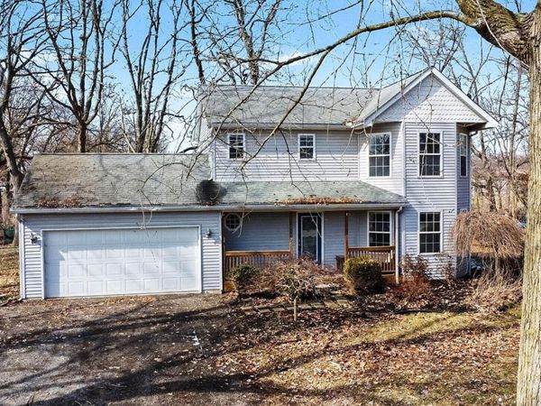 11776 N Main Street, Whitmore Lake, MI 48189