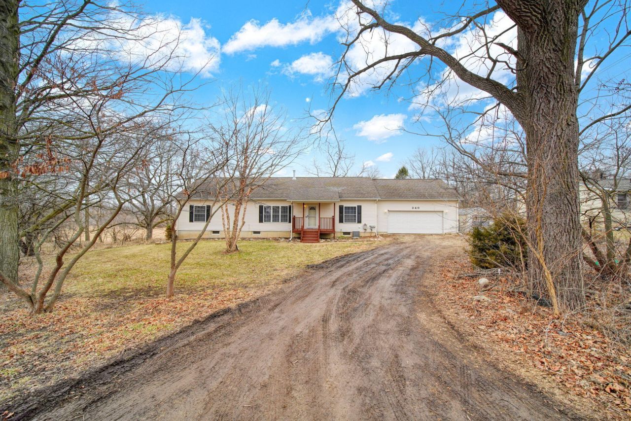 340 S Union Street, Grass Lake, MI 49240 Main Photo