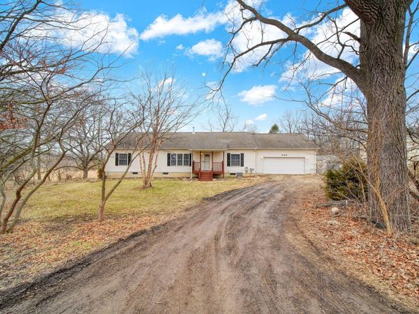 340 S Union Street, Grass Lake, MI 49240