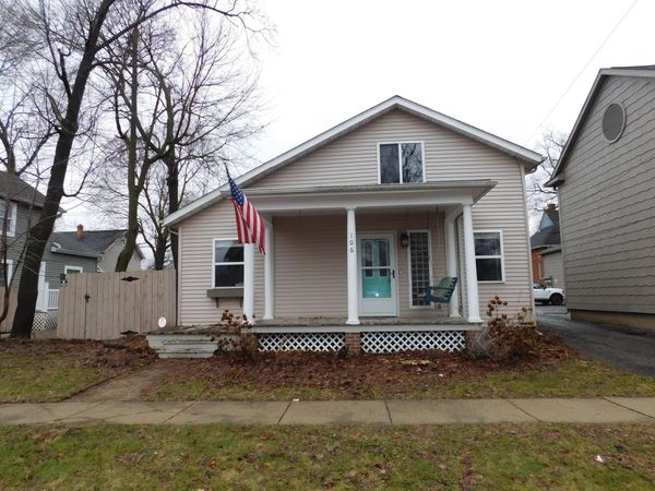 106 S Marshall Avenue, Marshall, MI 49068