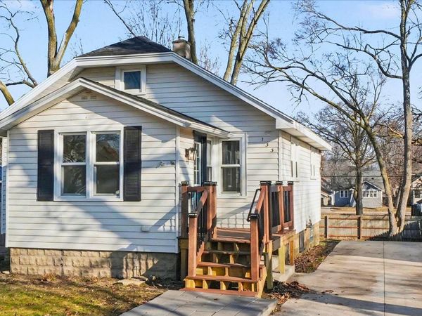 133 E 20th Street, Holland, MI 49423