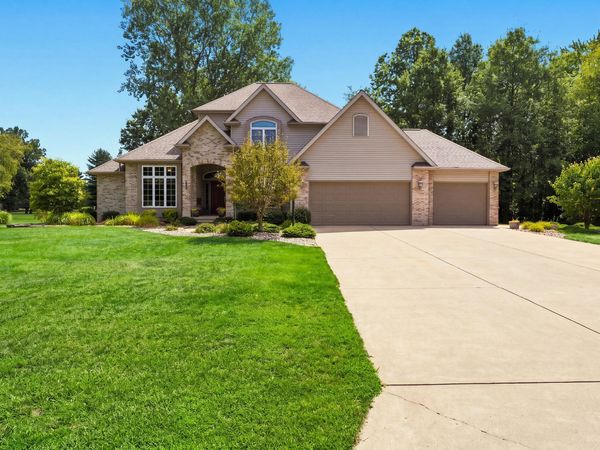 9847 Quail Run Court, Bridgman, MI 49106